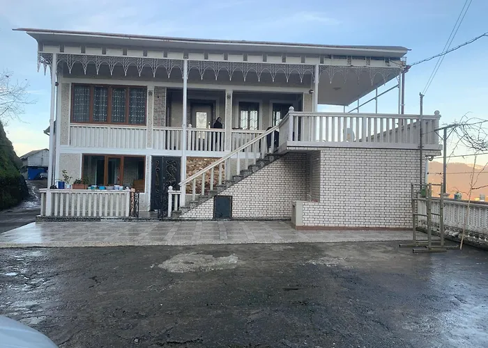 Tamazis Guest House